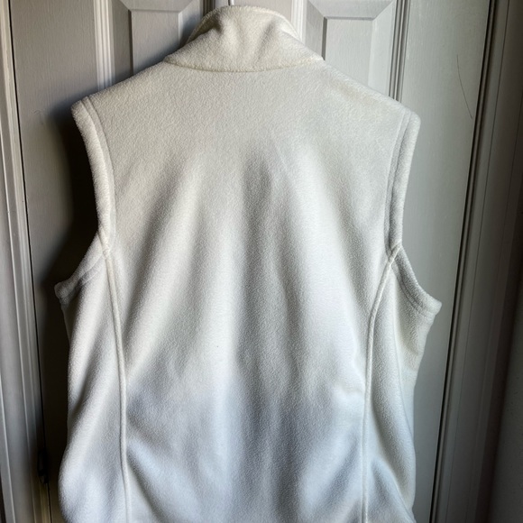 ❄️NWOT!  Woman’s Port Authority Fleece Vest - Picture 6 of 6